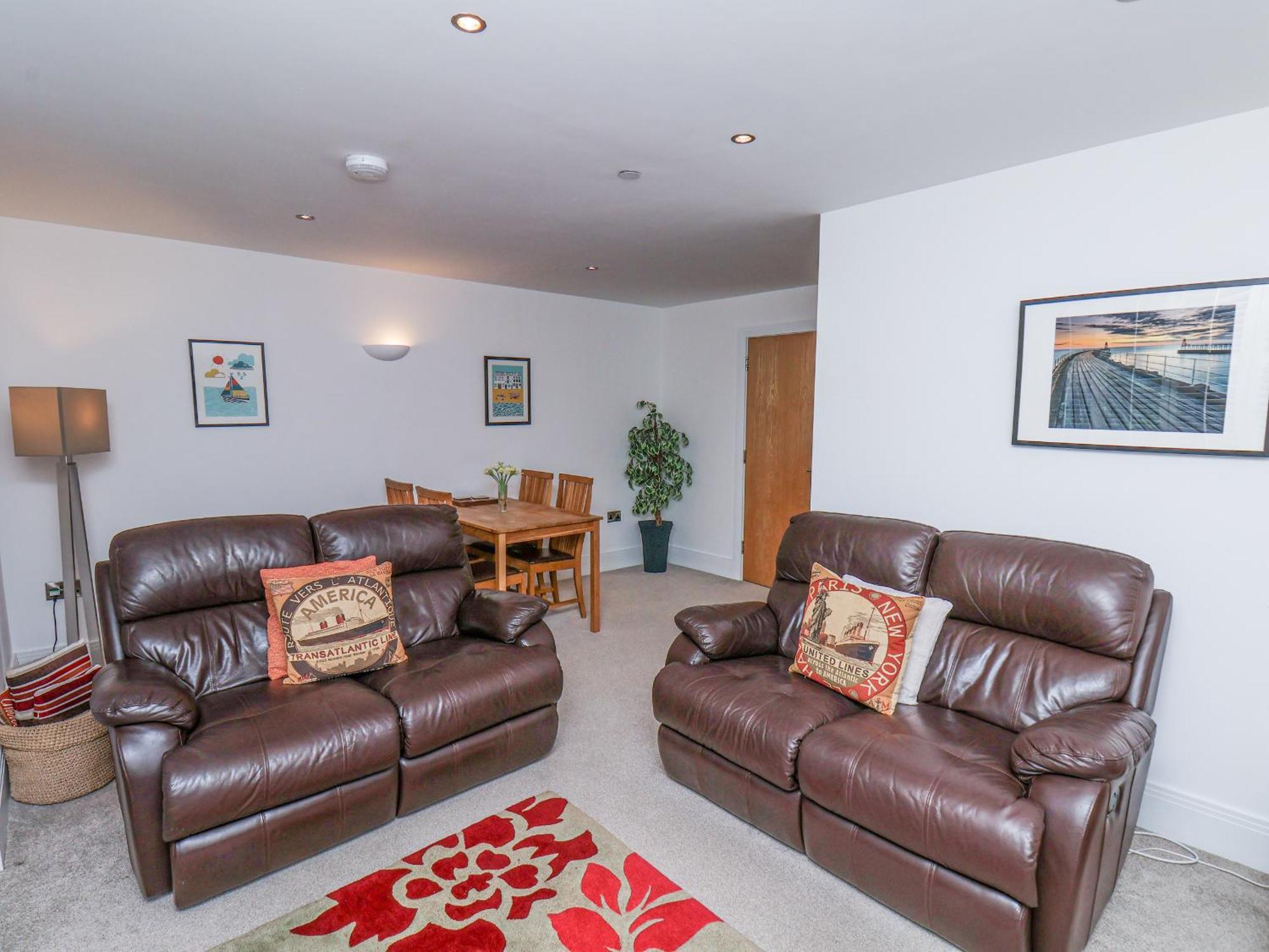 Above & Beyond Appartement Whitby Buitenkant foto